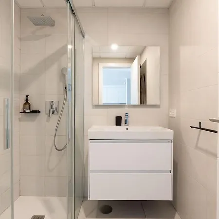 New Paradise Beachside Apartment *